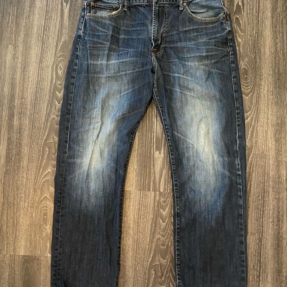 ❌ sold ❌ Men's Lucky Brand Jeans 36x32